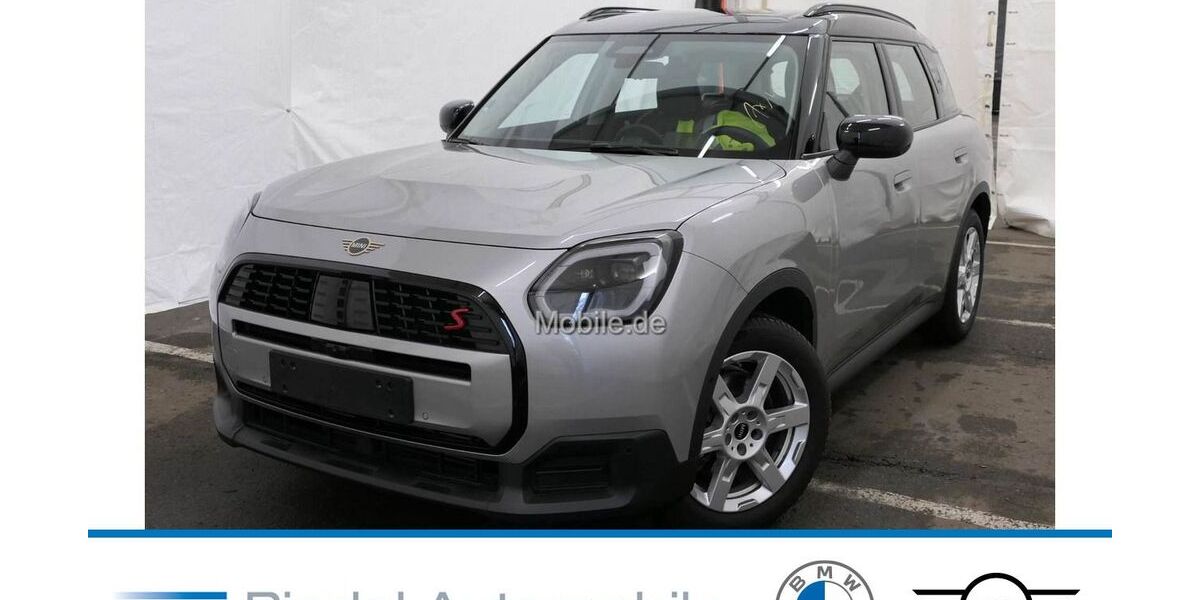 Mini Countryman S (Cooper) 21.499 km 35.890 &euro; Dinslaken 46535