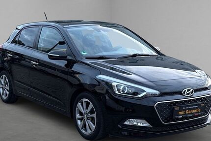 Hyundai i20 97.747 km 10.999 € Dortmund 44379