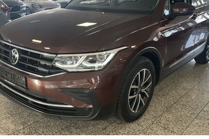 VW Tiguan 100.000 km 23.985 &euro; Wuppertal 42329