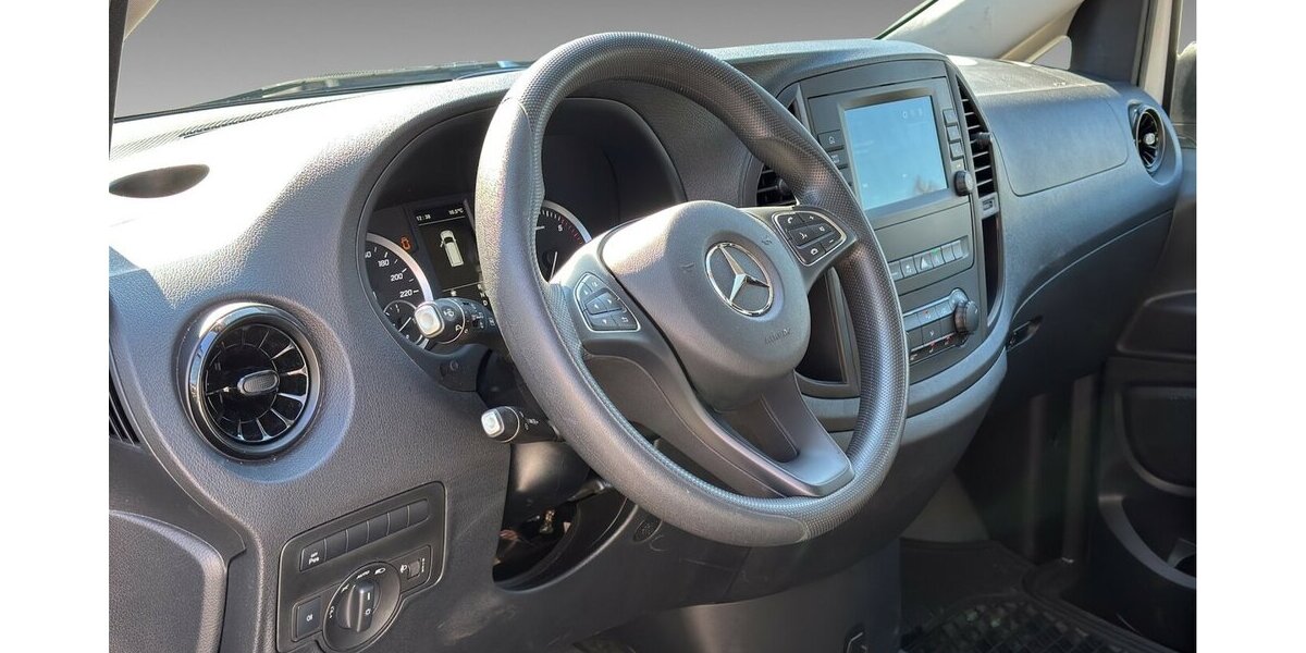 Mercedes-Benz Vito Pro 114 CDI lang Tourer Kamera Autom Navi 128.382 km 25.900 &euro; Wuppertal 42327