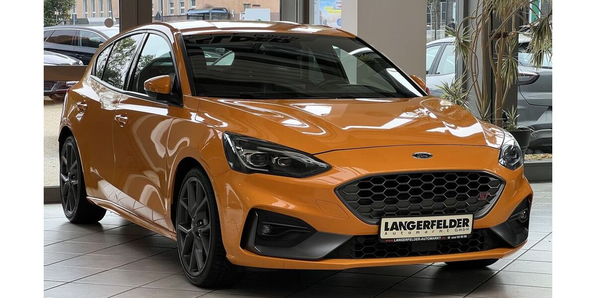 Ford Focus 53.521 km 24.199 &euro; Wuppertal 42389