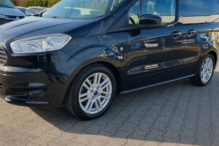 Ford Tourneo Courier 96.855 km 8.499 € Essen 45326