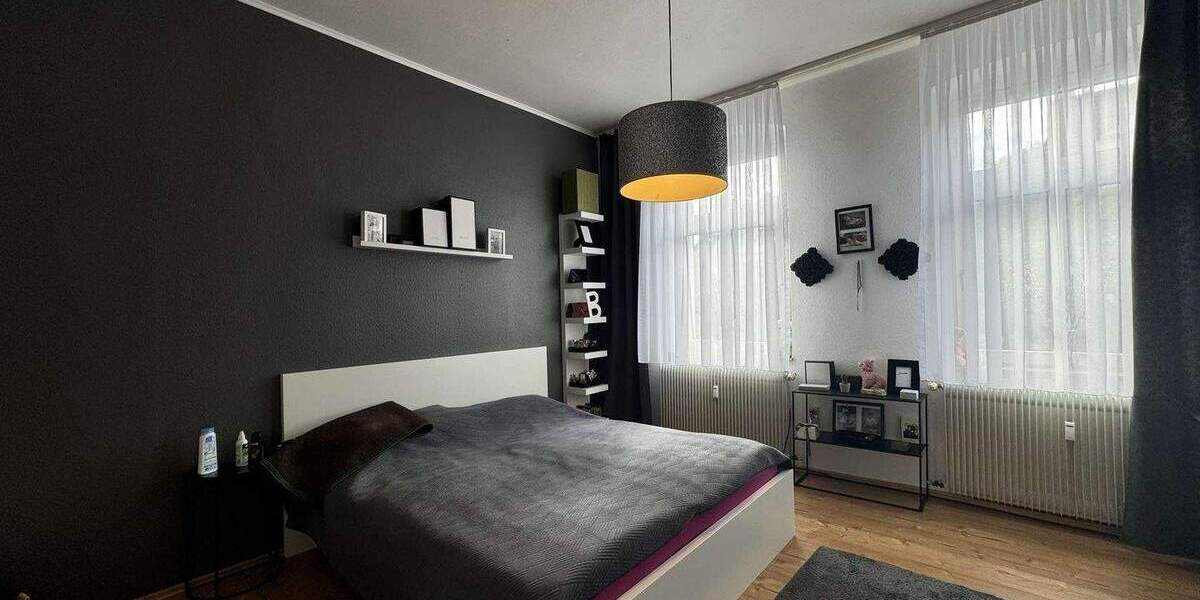 Reihenmittelhaus Oberhausen - Sterkrade Sterkrade-Mitte - 1 Zimmer, 300 m&sup2;, 369.000&euro; | Angebot:21504558