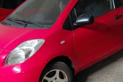 Toyota Yaris 100.000 km 3.250 &euro; Dortmund 44137