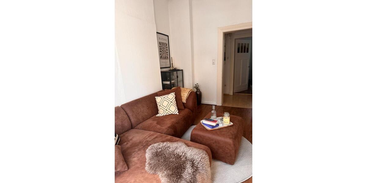 Romantische Single- oder Pärchenaltbauwohnung in Premiumlage 3 zimmer