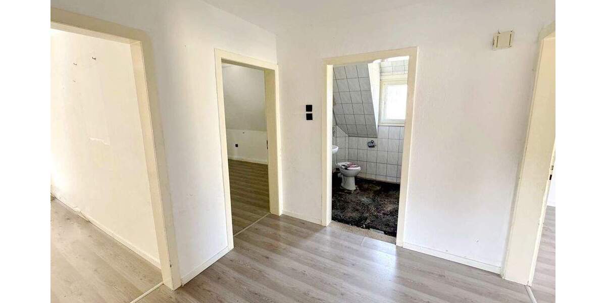 EIN- ODER ZWEIFAMILIENHAUS MIT GARTEN IN GUTER LAGE VON DORTMUND-NETTE 5 zimmer