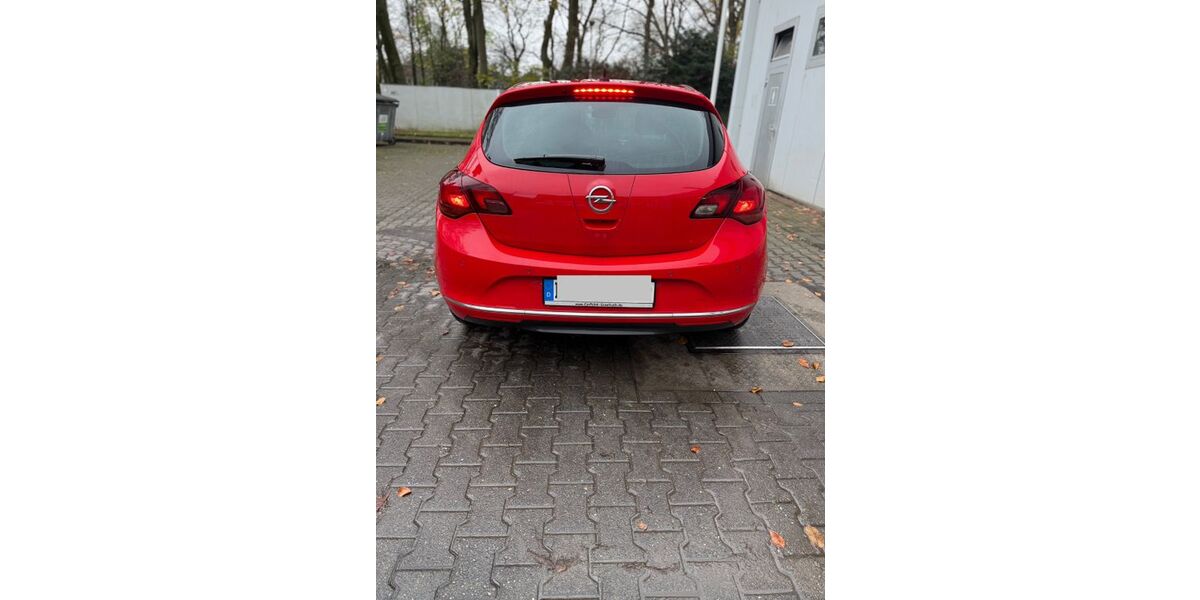 Opel Astra 137.510 km 6.300 &euro; Duisburg 47198