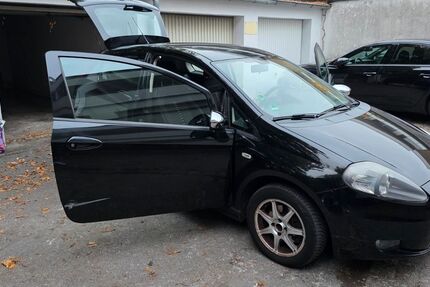 Fiat Punto 222.000 km 1.100 € Ratingen 40885