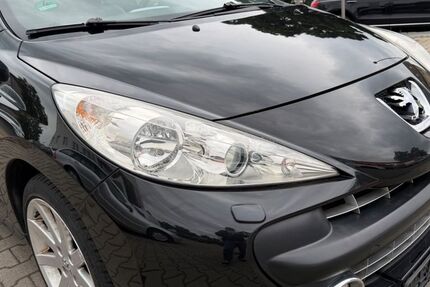 Peugeot 207 227.000 km 2.490 &euro; Dortmund 44379