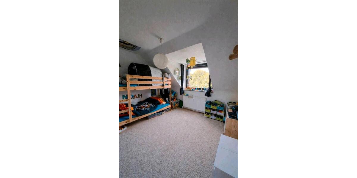 Dachgeschoßwohnung Essen Stadtbezirk IV - 3 Zimmer, 67 m&sup2;, 855&euro; | Angebot:26236994