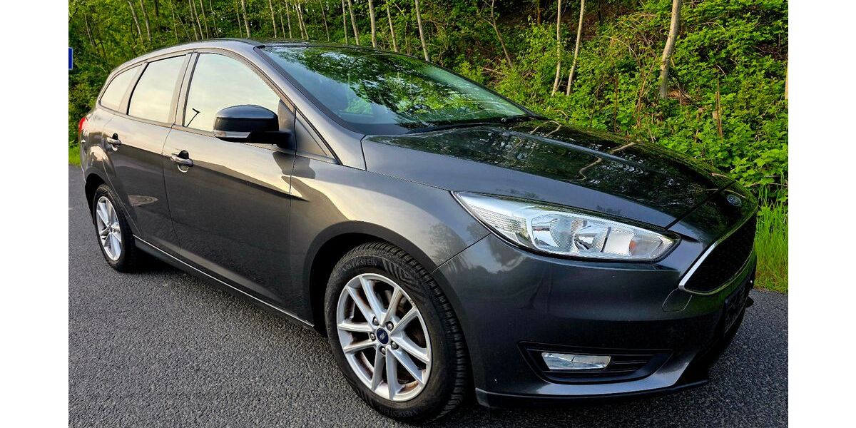 Ford Focus 136.000 km 4.990 &euro; Duisburg 47167