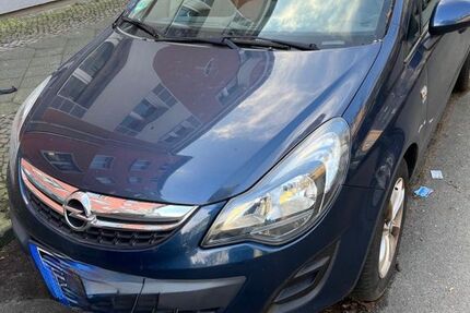 Opel Corsa 121.000 km 3.990 € Dinslaken 46537