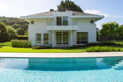 Haus zum Kaufen in Herdecke 4.700.000 € 590 m² 9 zimmer