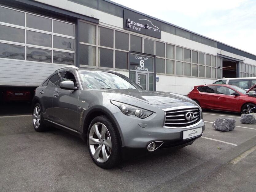 QX70