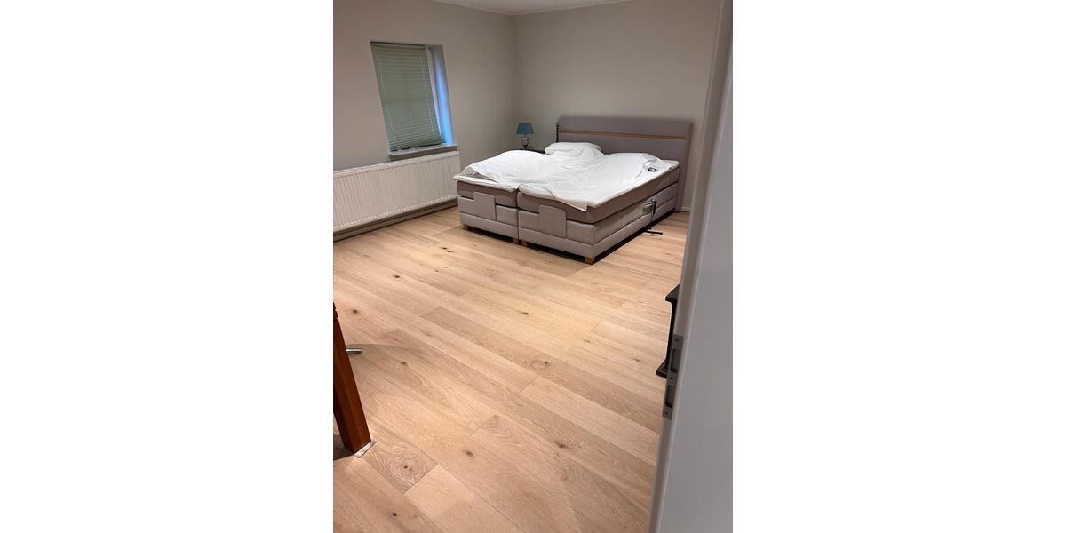 Dachgeschoßwohnung Gelsenkirchen Resse - 4 Zimmer, 138 m&sup2;, 990&euro; | Angebot:26322223