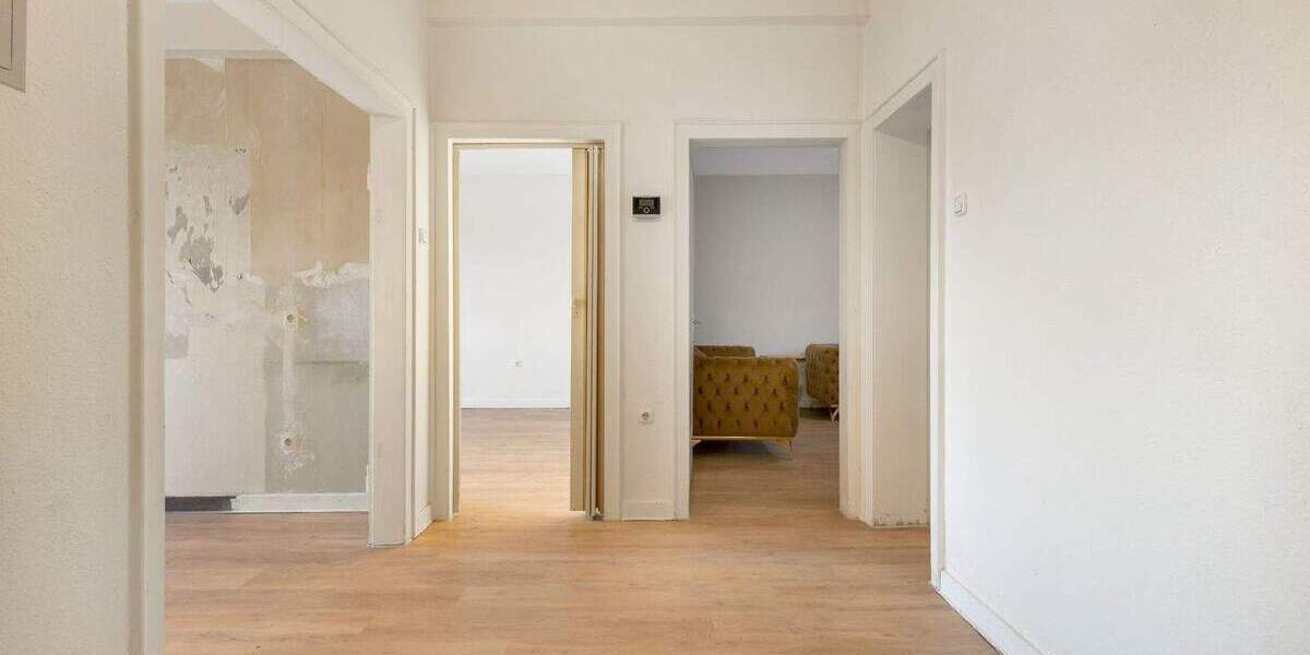 Wohnen mit Komfort: 2,5-Zimmer-Etagenwohnung mit Balkon, Garage und modernem Ambiente 2 zimmer