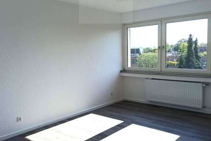 Wohnung Ratingen Tiefenbroich - 3 Zimmer, 76 m&sup2;, 850&euro; | Angebot:27043464