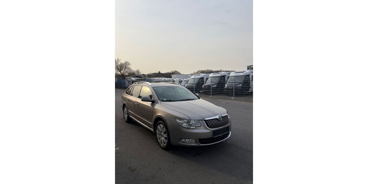 Skoda Superb 120.000 km 9.500 &euro; Essen 45326