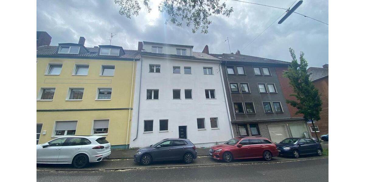 Exklusiv sanierte 3,5-Zimmer-Wohnung mit Balkon – Erstbezug nach Komplettsanierung 3 zimmer