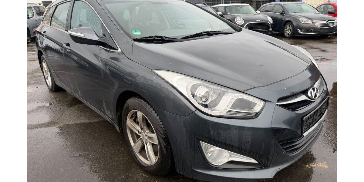 Hyundai i40 202.219 km 2.950 &euro; wuppertal 42285