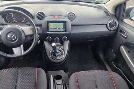 Mazda 2 80.000 km 5.500 &euro; Dorsten 46282