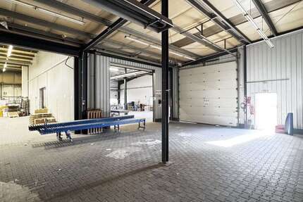 Halle in Essen 1.850.000 € 692.6 m² zimmer