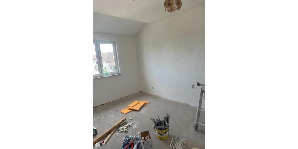 Dachgeschoßwohnung Gelsenkirchen Ückendorf - 4 Zimmer, 100 m&sup2;, 700&euro; | Angebot:26336397