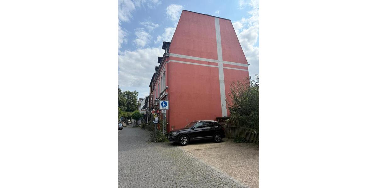 Seltene Gelegenheit für Altbauliebhaber - Verkauf von Privat zimmer