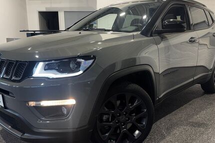 Jeep Compass 27.175 km 24.990 € Marl/Recklinghausen 45770
