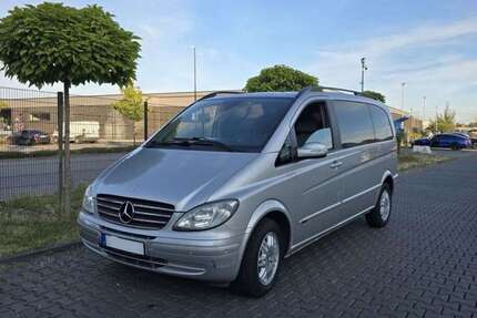 Mercedes-Benz Viano 304.000 km 8.200 € Gelsenkirchen 45886