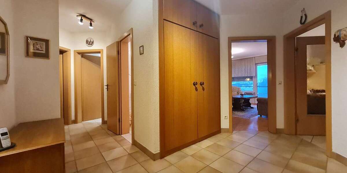 Etagenwohnung Hattingen Blankenstein - 3 Zimmer, 90 m&sup2;, 249.000&euro; | Angebot:25369478