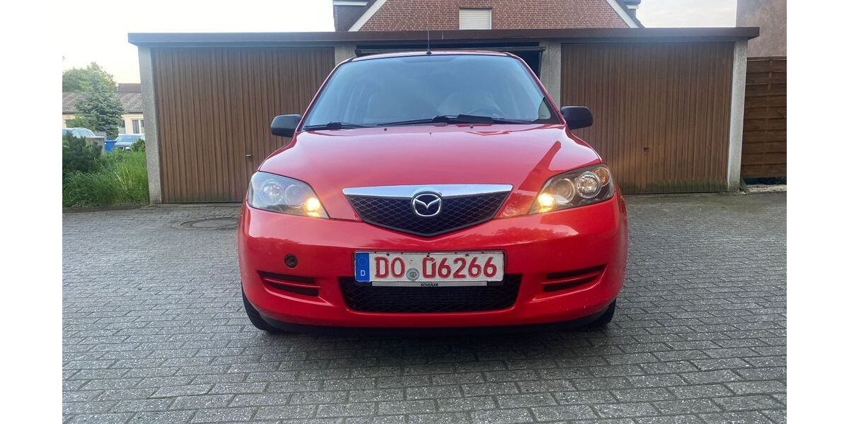 Mazda 2 130.155 km 2.800 &euro; Dortmund 44379