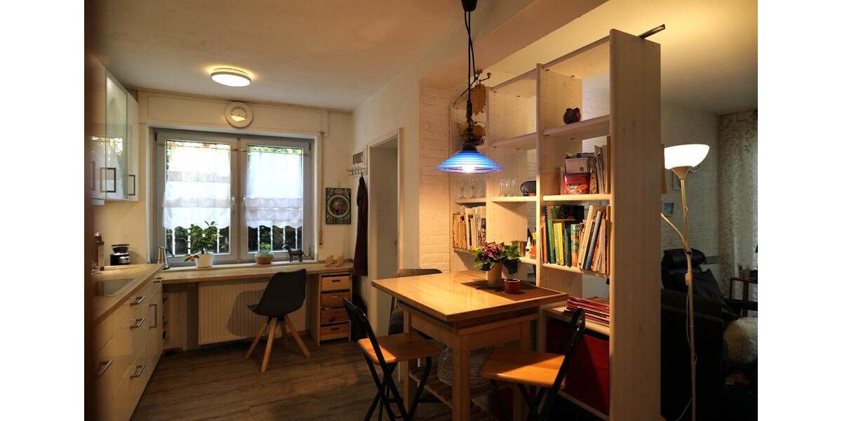 Haus zu verkaufen - 70er Jahre Bungalow am Haardrand 8 zimmer