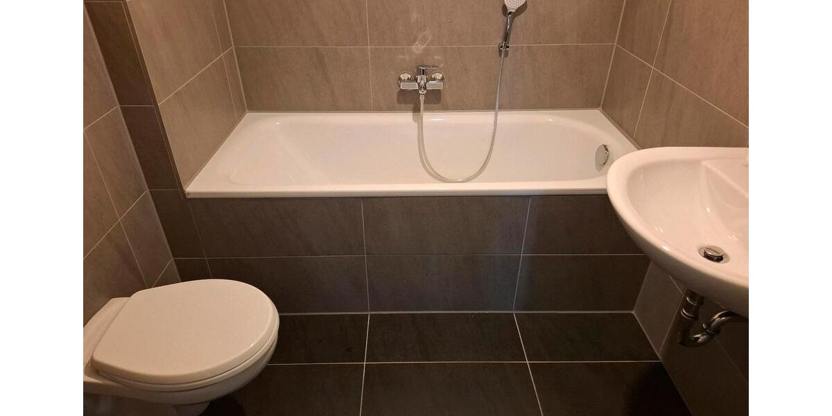Erdgeschoßwohnung Wuppertal Dornap - 4 Zimmer, 102 m&sup2;, 105.000&euro; | Angebot:27098628