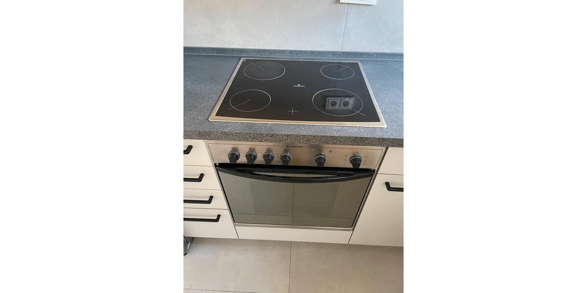 Etagenwohnung Essen Stadtkern - 2 Zimmer, 38 m&sup2;, 700&euro; | Angebot:24859447