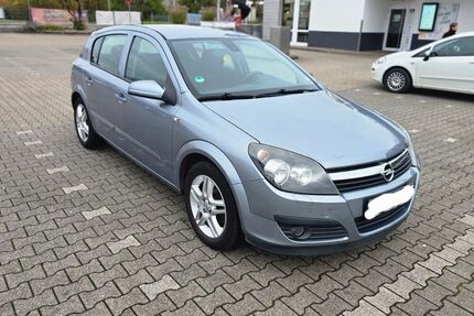 Opel Astra 187.000 km 2.499 € Hattingen 45529