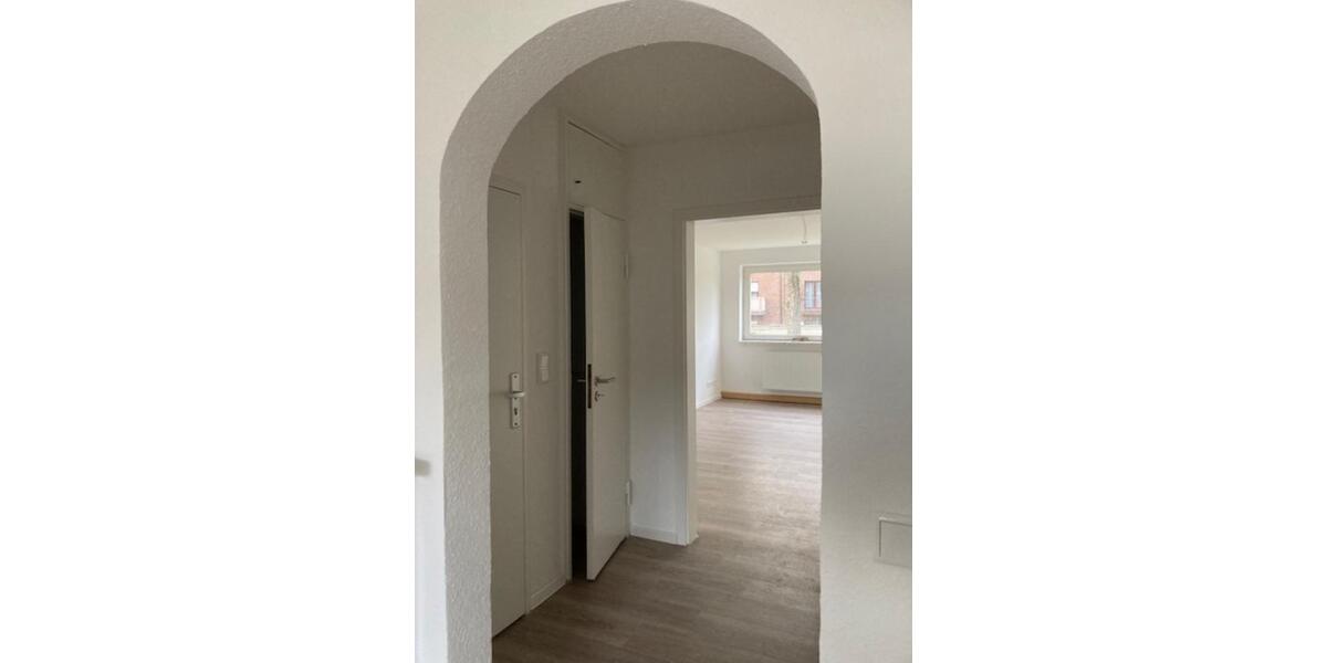 Nichtraucher -EG -Whg. in Ob-Klosterhardt, Erstbezug n. Sanierung 3 zimmer