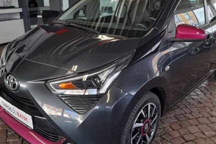 Toyota Aygo (X) 75.000 km 8.350 &euro; Gelsenkirchen 45888