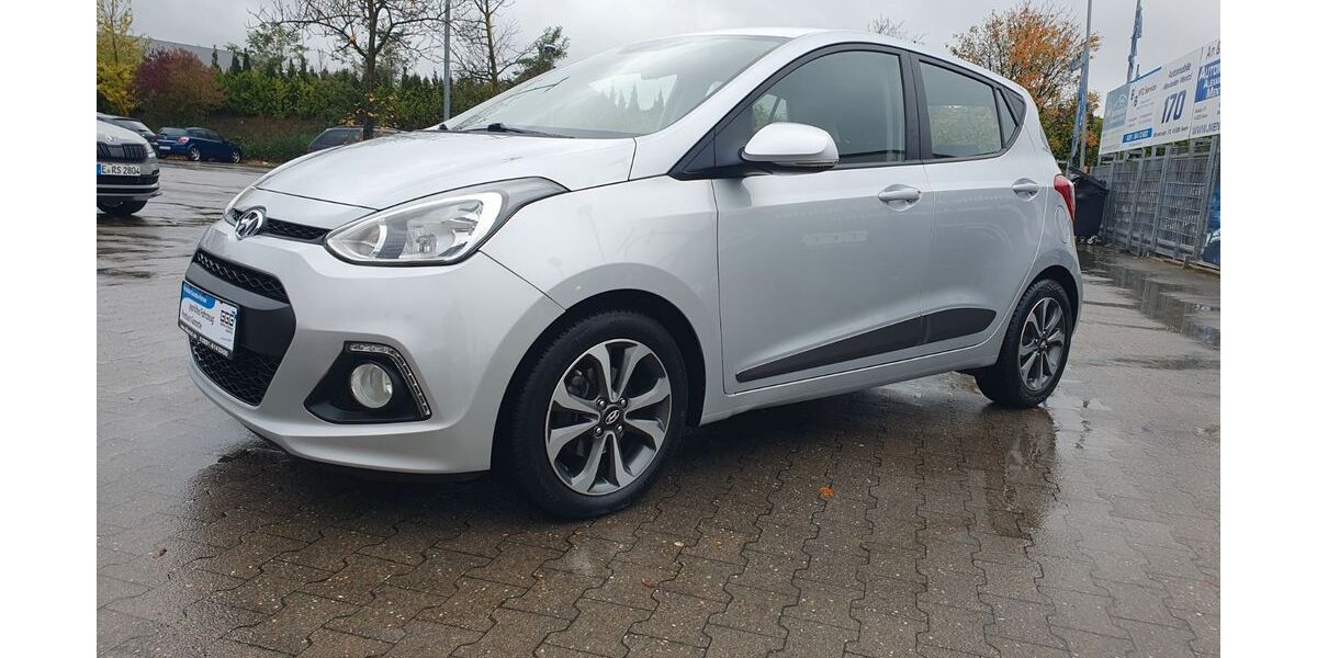 Hyundai i10 99.044 km 9.499 &euro; Essen 45326