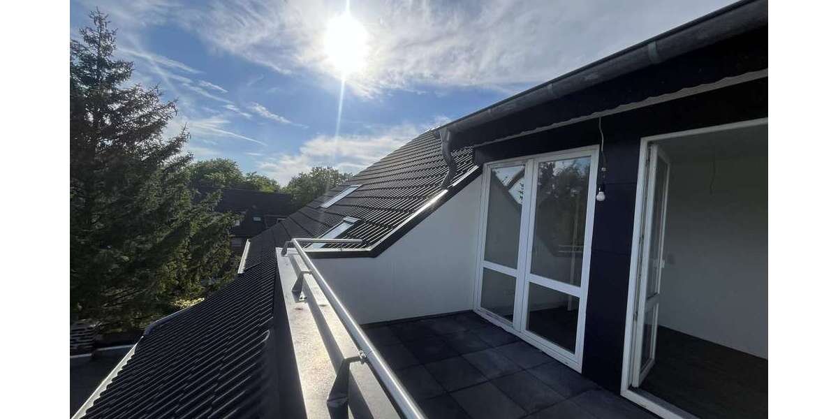 Frisch sanierte Dachgeschoss Wohnung mit 2 Zimmern und Terasse in Herne, Baukau-West 2 zimmer