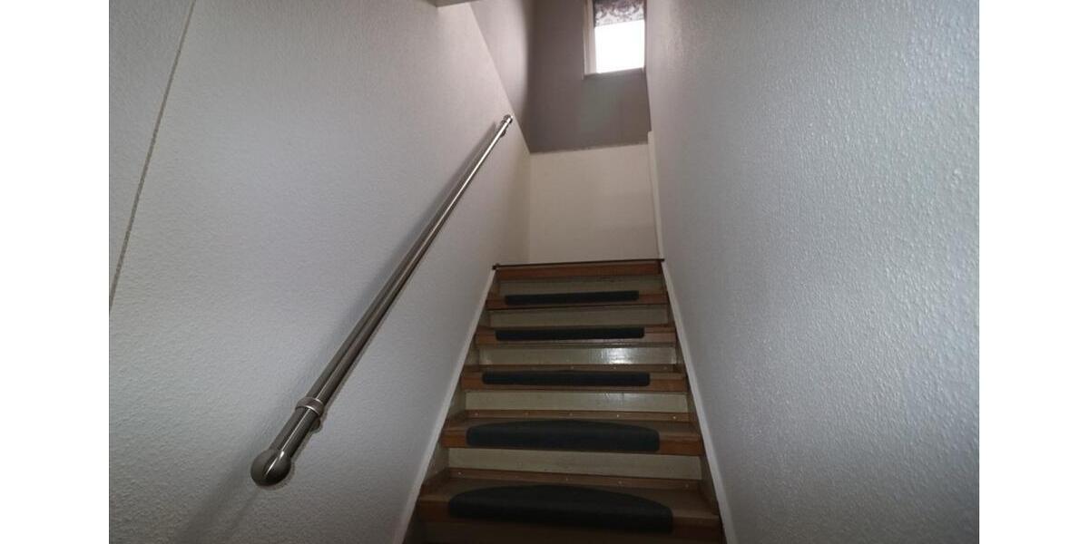 Dachgeschoßwohnung Duisburg Essenberg - 2 Zimmer, 65 m&sup2;, 550&euro; | Angebot:26111465