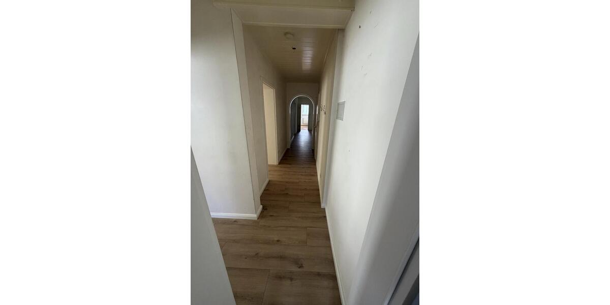 Etagenwohnung Wuppertal Gemarkung Langerfeld - 4 Zimmer, 99 m&sup2;, 225.000&euro; | Angebot:27096139