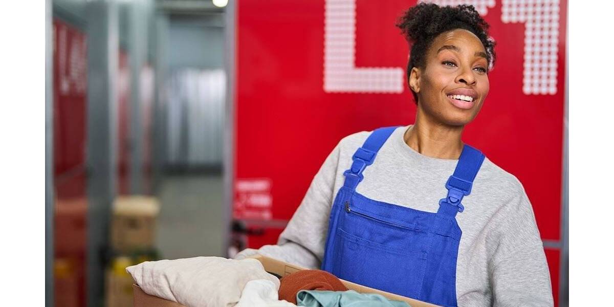 Warenlager mit Paketstation & 247 Zugang - ideal für E-Commerce zimmer