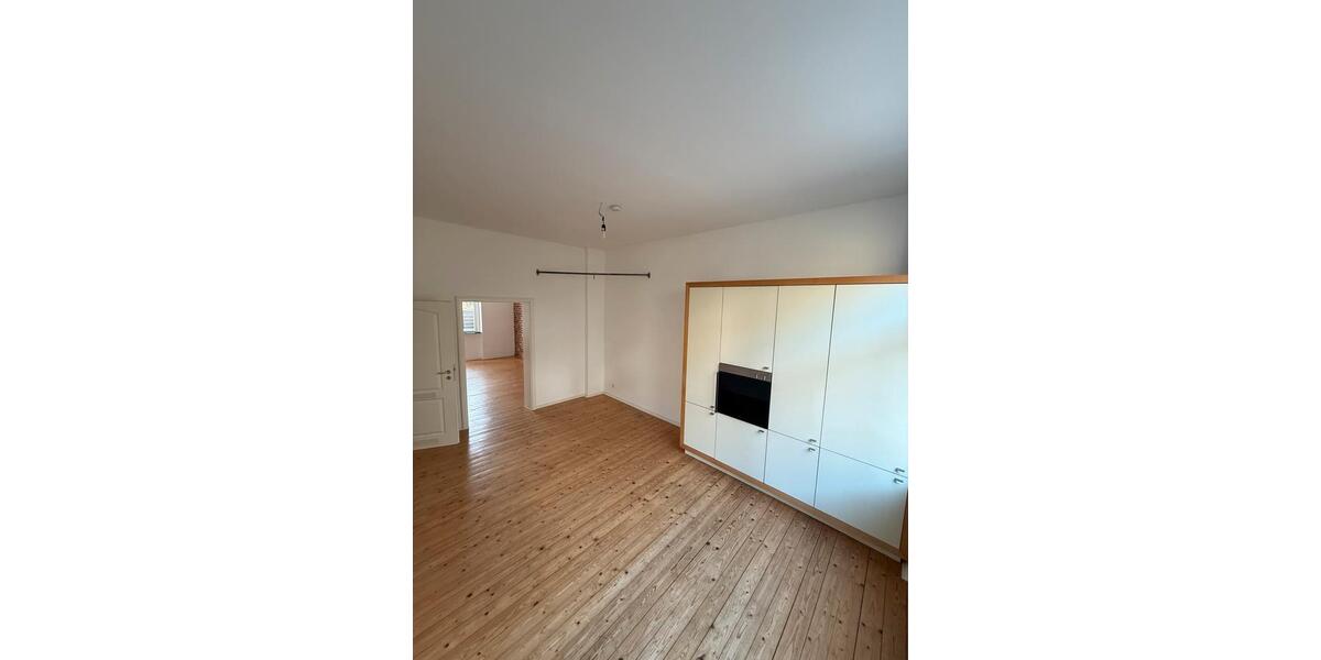 Etagenwohnung Wuppertal Arrenberg - 4 Zimmer, 100 m&sup2;, 1.360&euro; | Angebot:25406234