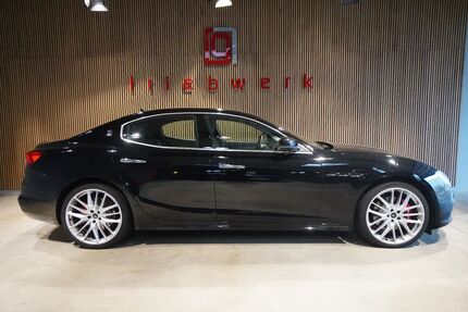 Maserati Ghibli 49.800 km 52.941 &euro; Duisburg 47228