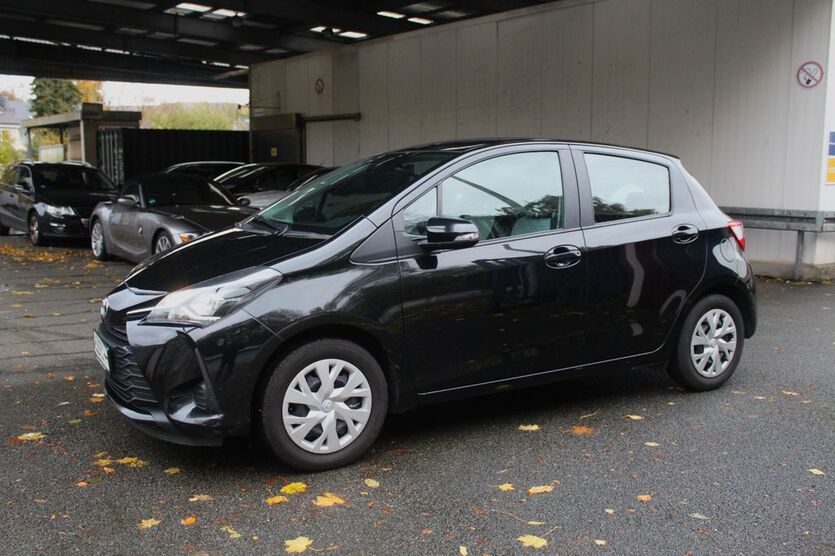 Toyota Yaris 53.000 km 10.490 € Wuppertal 42115