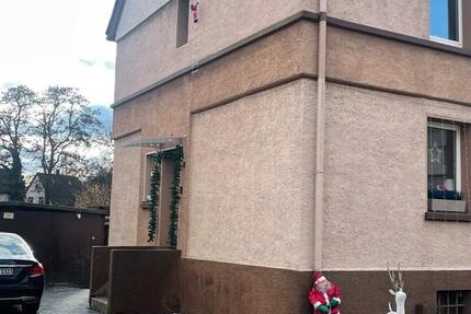 Charmante Doppelhaushälfte mit großem Garten im Duisburger Süden 4 zimmer