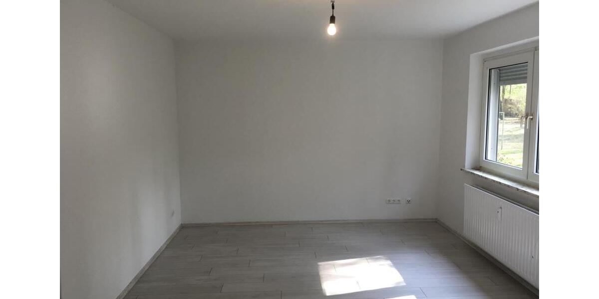 Erdgeschoßwohnung Gelsenkirchen Gelsenkirchen-Nord - 3 Zimmer, 59 m&sup2;, 419&euro; | Angebot:25305603