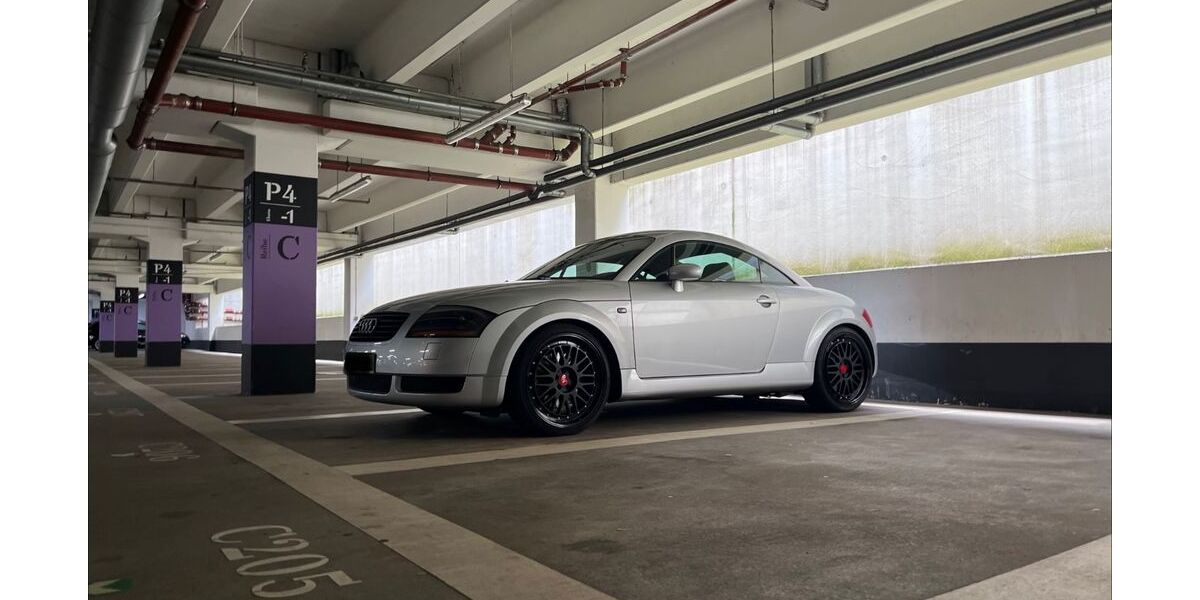Audi TT 175.000 km 6.800 &euro; Bochum 44879