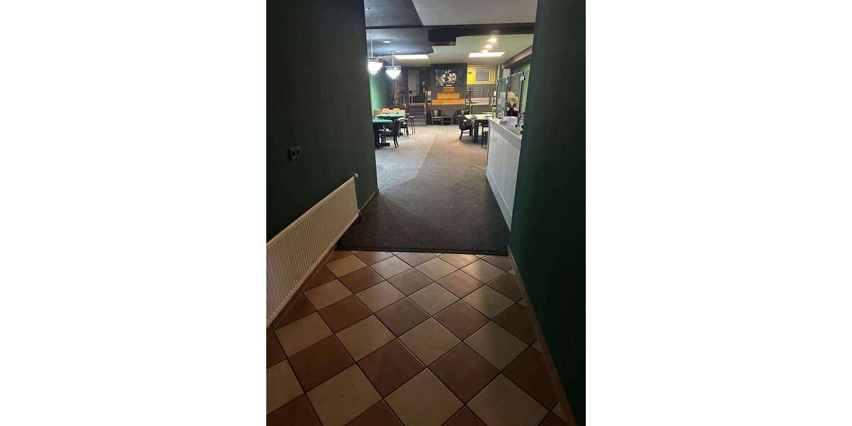 Einzelhandel in Velbert 1.400 € 198 m² zimmer